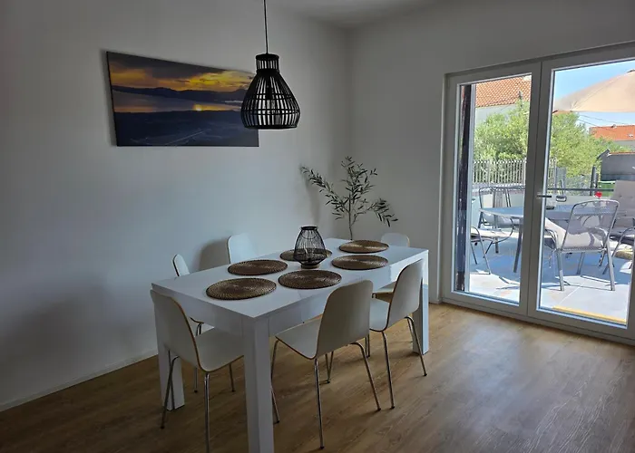 Ana I Marko Lejlighed